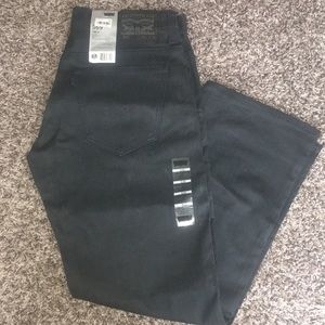 Men's dark Levi's jeans